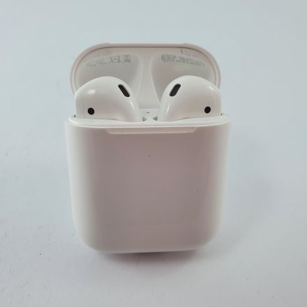 Apple AirPods (Gen2) Charging Case