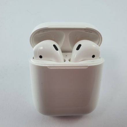 Apple AirPods (Gen2) Charging Case