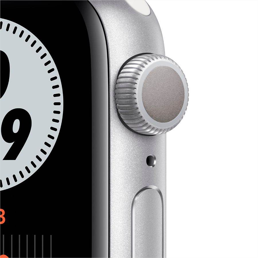 Apple Watch Nike Series 6 GPS, 40мм, Серебристый, Спортивный ремешок Nike цвета «чистая платина/чёрный» M00T3 б/у - Фото 1